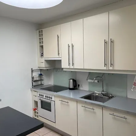Moderner Stadtbungalow Mit 2 Terrassen Und Privatem Garten Holiday home *